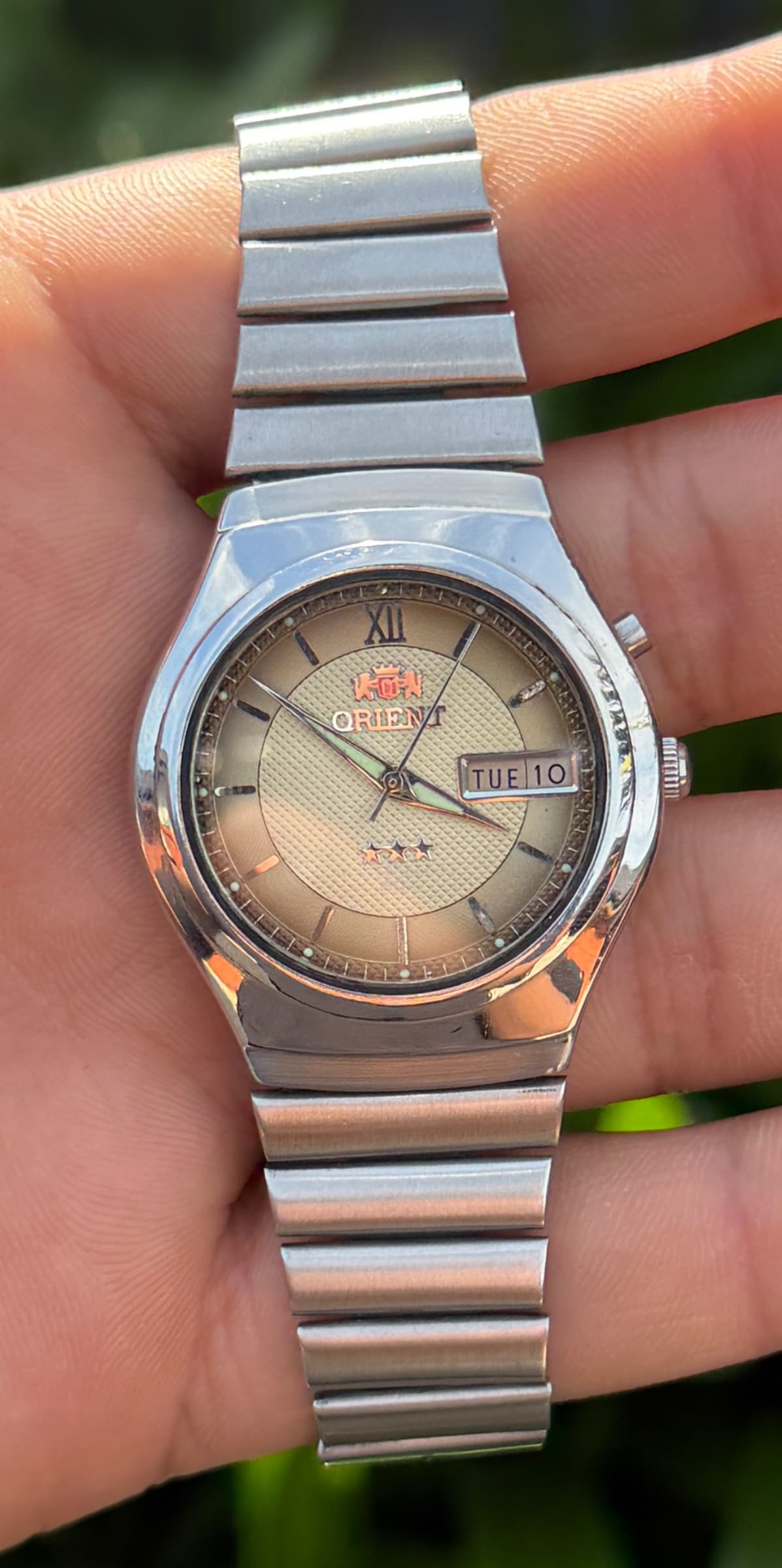 Orient Orient Tri-Star Automatic – Textured Champagne Dial — photo 2