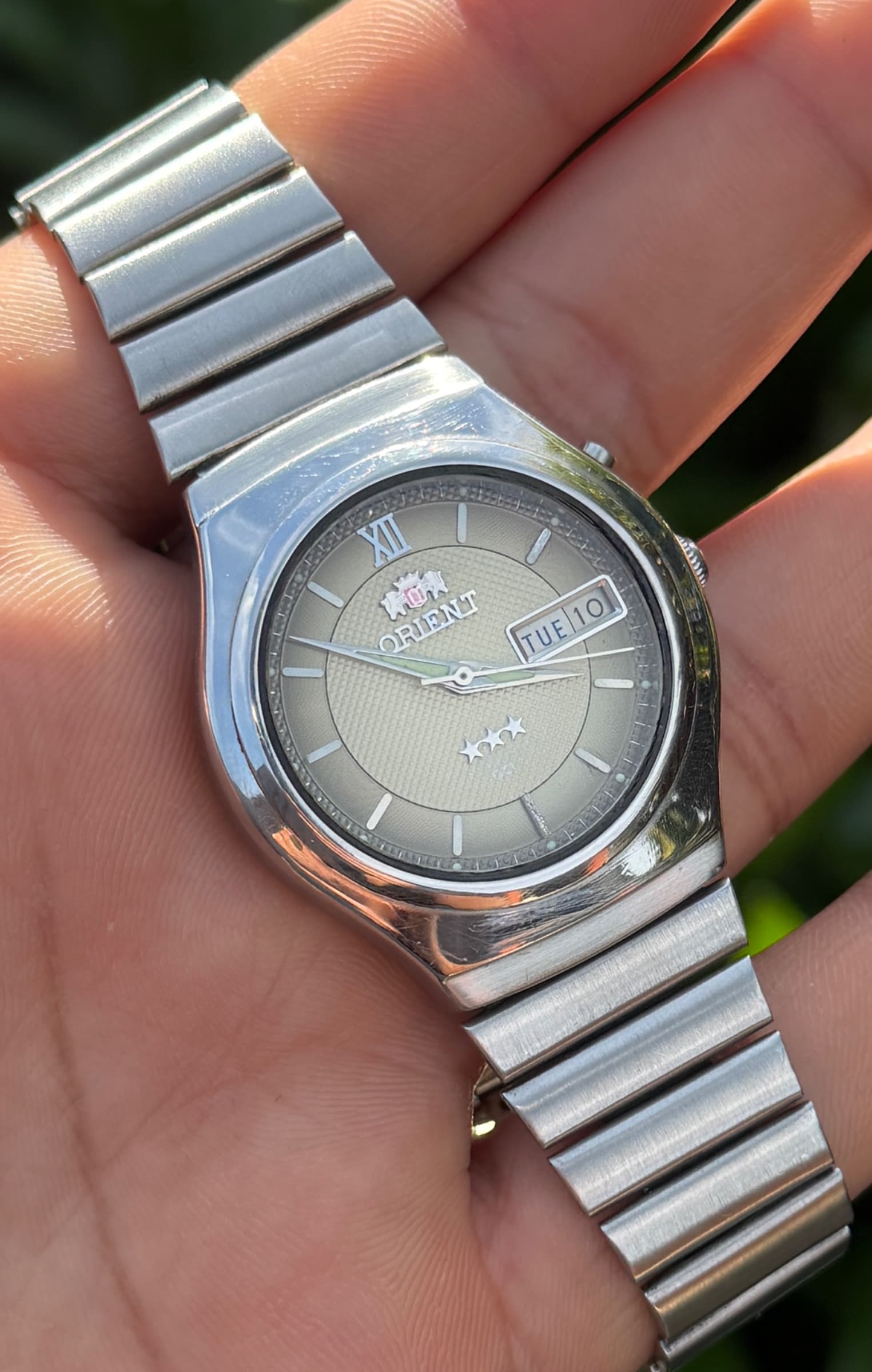 Orient Orient Tri-Star Automatic – Textured Champagne Dial — photo 3